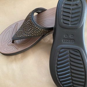 NWNU DUAL COMFORT CROC WEDGE
